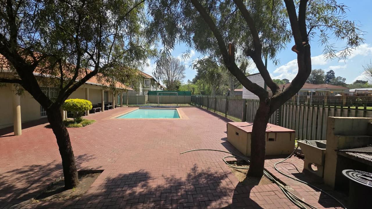2 Bedroom House for sale in Comet - Boksburg - Property24